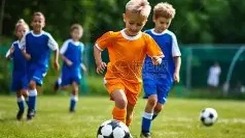 郑智执掌青岛西海岸，实力媲美邵佳一，双星闪耀助力中超新篇章！