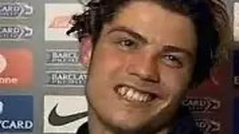 激情对决！热刺1-2不敌富勒姆，哈里-威尔逊惊世吊射，库杜斯全力拼救仍无力回天