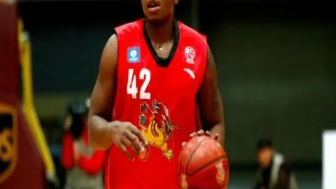 英超客场挑战频现波澜，昨日5胜4负战绩背后，强队底蕴暗藏悬念引关注