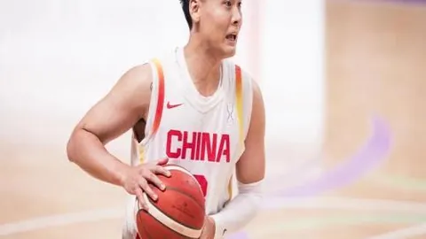 热刺选帅瞄准恩里克，一触即发，夺冠在望